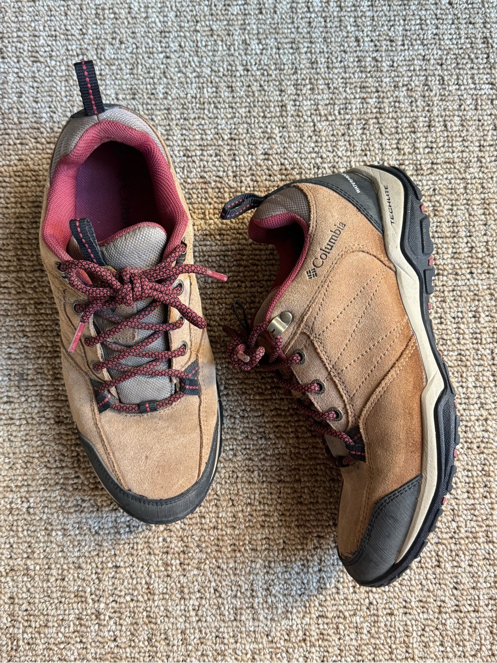 Columbia Low Top Hiking Boots